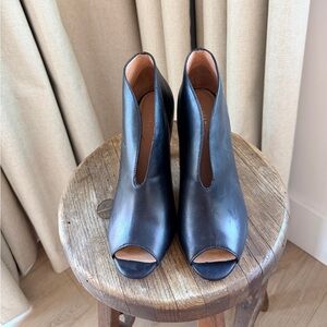 Halogen Black leather peep toe shortie heels with open front. Size 9.5 fits a 9